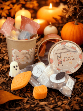 HELLO AUTUMN BOX WAX MELTS 100-110 gr HELLO AUTUMN BOX WAX MELTS 100-110 gr